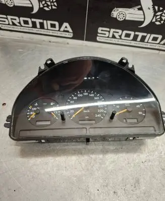Mercedes-Benz ML W163 Speedometer (instrument cluster) A1635404011