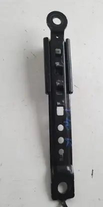 Hyundai i40 Seat belt adjustment motor 