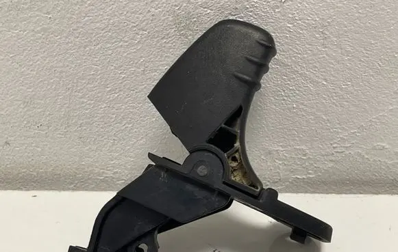 Renault Twingo II Front door exterior handle 8200385181