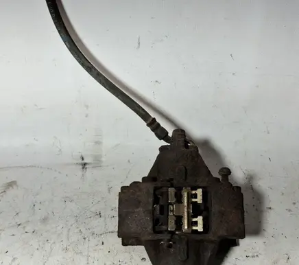 Rear brake caliper