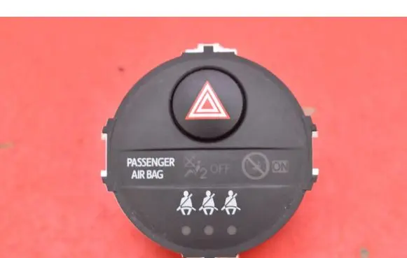 Toyota Yaris Hazard light switch 839500D100