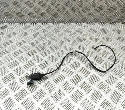 Audi A4 S4 B9 8W Outside/external air temperature sensor 8Z0820535A