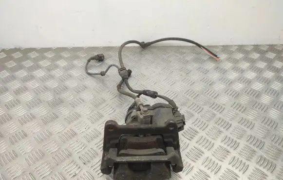 Audi A4 S4 B9 Rear brake caliper 8W0406AT
