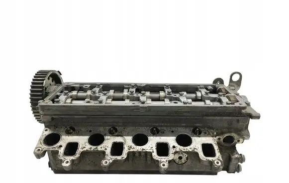Volkswagen Tiguan Engine head R03L103373J