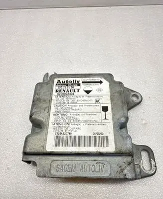 Renault Master II Airbag control unit/module 8200098404 550752100
