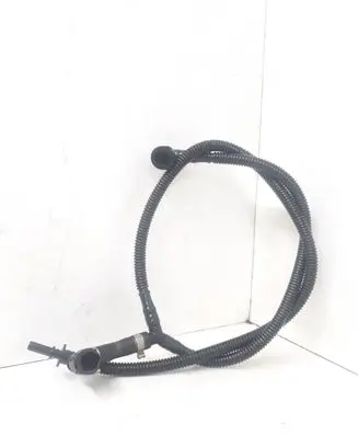 Volkswagen Phaeton Fuel line pipe