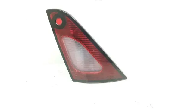 Mitsubishi Colt Tailgate rear/tail lights