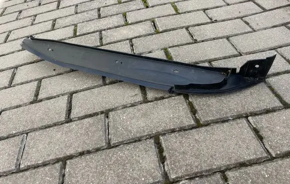 Porsche Macan (95B) Fender end trim 95B854777