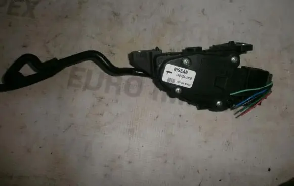 Nissan Almera N16 Accelerator throttle pedal 18002au400 6pv00862003