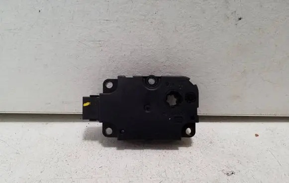 Audi Q7 4M Air flap motor/actuator DA893009 ZBAT0063D13