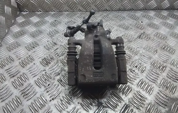 Opel Zafira B Rear brake caliper