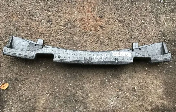 Volkswagen Touareg II Rear bumper foam support bar 7P6807256F