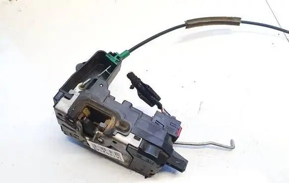 Opel Astra H Front door lock 13210749