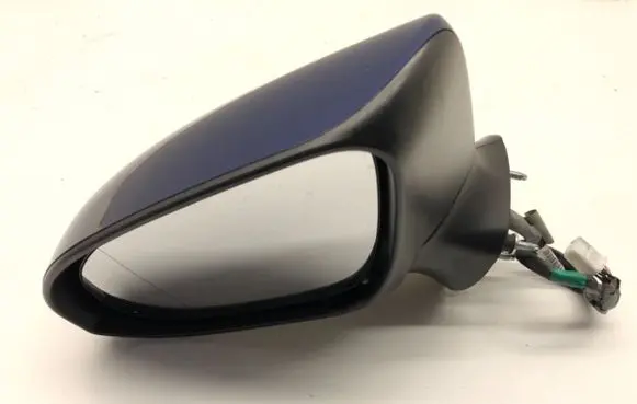 Toyota Avensis T270 Front door electric wing mirror
