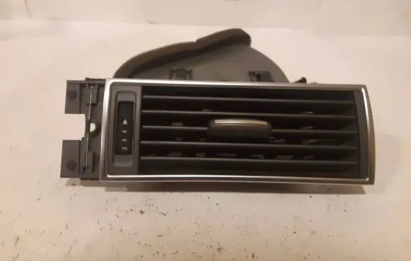 Audi A6 S6 C6 4F Dashboard side air vent grill/cover trim 4F1820902B
