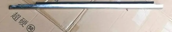 Mercedes-Benz COMPAKT W115 Front door glass trim molding
