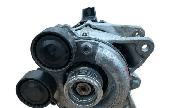 Nissan Qashqai J12 Generator/alternator 2310a1749r 23250 2740571b