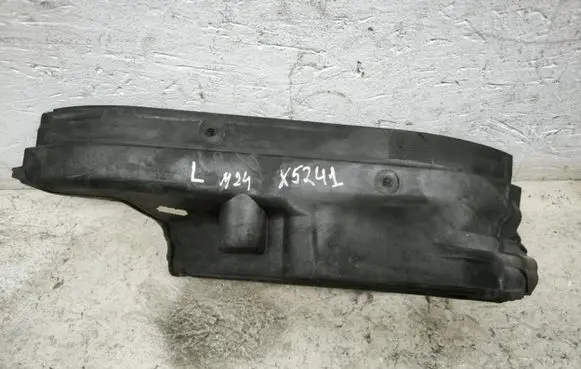 BMW 5 F10 F11 Other sill/pillar trim element 748506