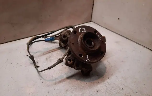 Citroen C3 Front wheel hub