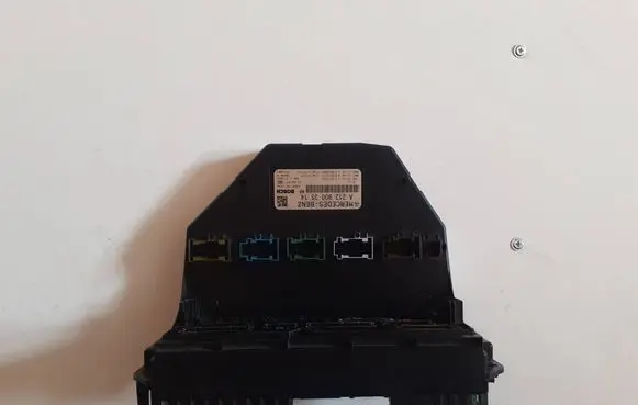 Mercedes-Benz C W204 SAM control unit A2129003514