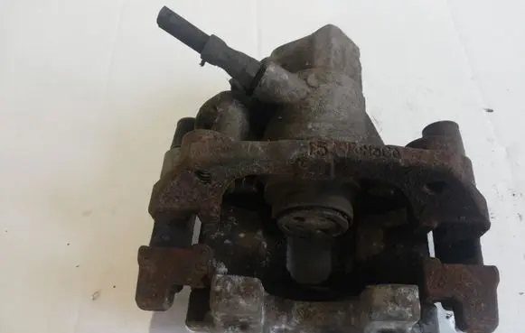 Mazda 3 I Rear brake caliper
