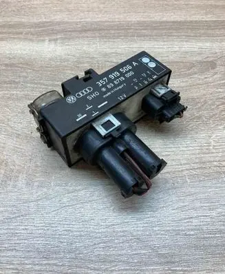 Volkswagen Golf IV Coolant fan relay 357919506A 898719000 WithPlug