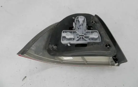 Saab 9-5 Tail light part 