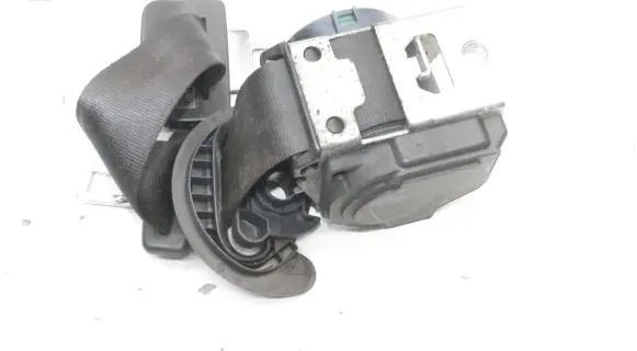 Seat Alhambra (Mk2) Middle seatbelt (rear) 1002316