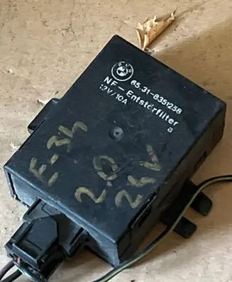 BMW 5 E34 Other control units/modules 65318351258