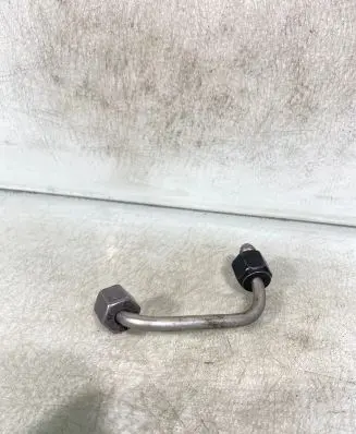 Nissan Navara D40 Fuel injector supply line/pipe 022f013m