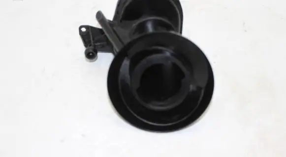 BMW X3 F25 Oil filler cap 7810587 152658