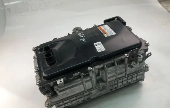 Toyota Camry VIII XV70 Voltage converter inverter G920033150