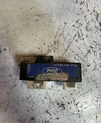 Coolant fan relay