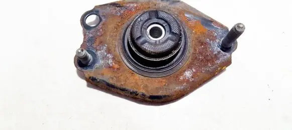 Toyota Corolla Verso AR10 Coil spring mount 