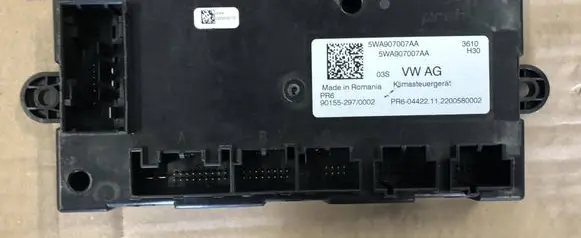 Audi A3 8Y Air conditioner control unit module 5WA907007AA 901552970002