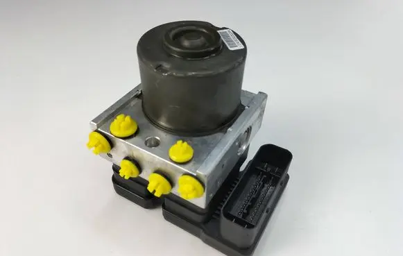 Mini One - Cooper R50 - 53 ABS Pump 6765323 10020700154