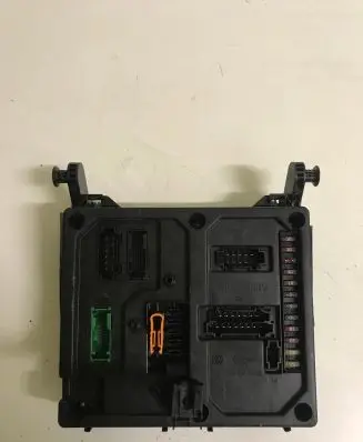 Ford Galaxy Fuse module 7M3902258G