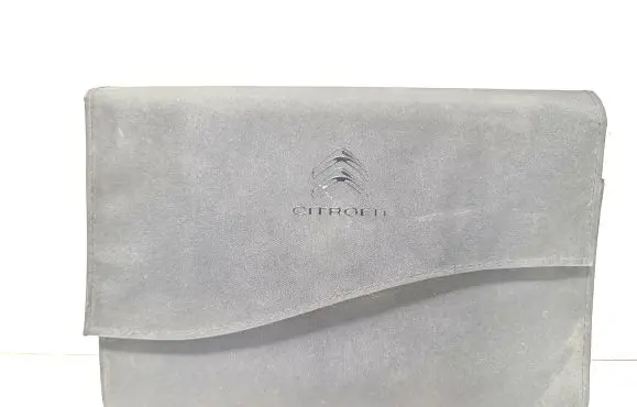 Citroen C4 Cactus Owners service history hand book 