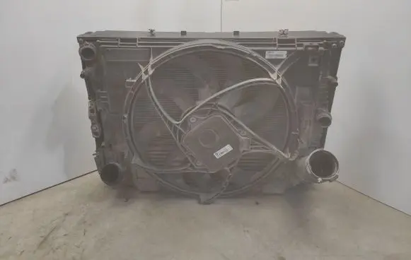 BMW 4 F32 F33 Radiator set 8507740 8641947