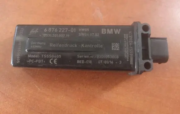 BMW X3 F25 Tire pressure control unit 6876227