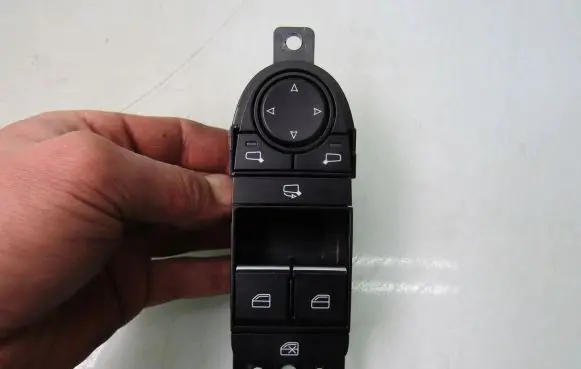 Mazda MX-30 Electric window control switch DN4J66350