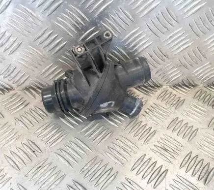 BMW 3 F30 F35 F31 Thermostat 5603485 7633477