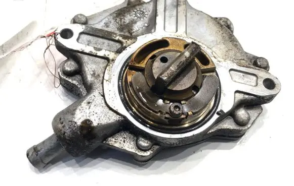 BMW 3 E46 Vacuum pump 7542498