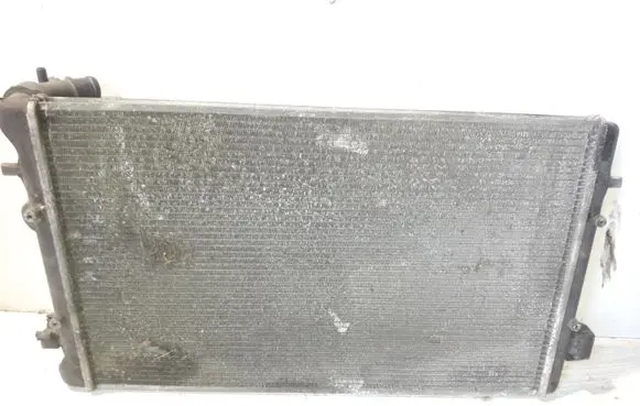 Skoda Octavia Mk1 (1U) Coolant radiator 1J0121253AD
