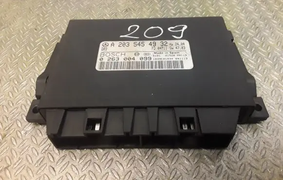 Mercedes-Benz CLK A209 C209 Parking PDC control unit/module 2035454932 A2035454932