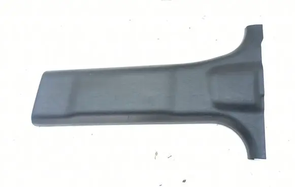 (B) pillar trim (bottom)