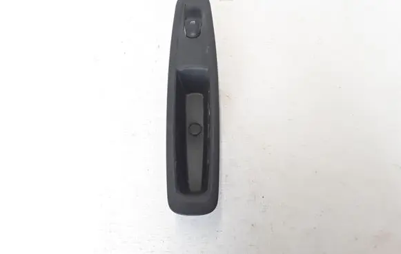 Renault Kadjar Electric window control switch 829508687R