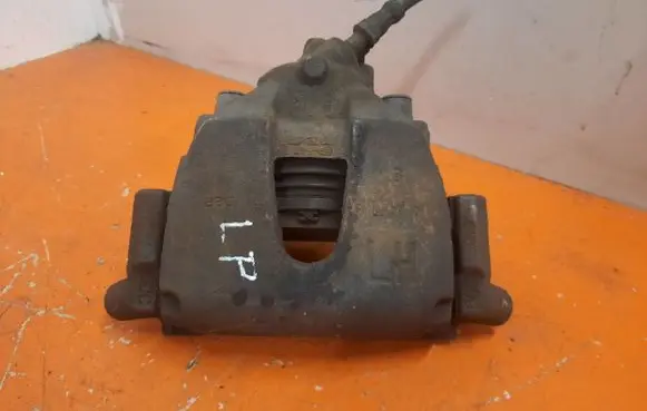 Volvo S40 Front brake caliper