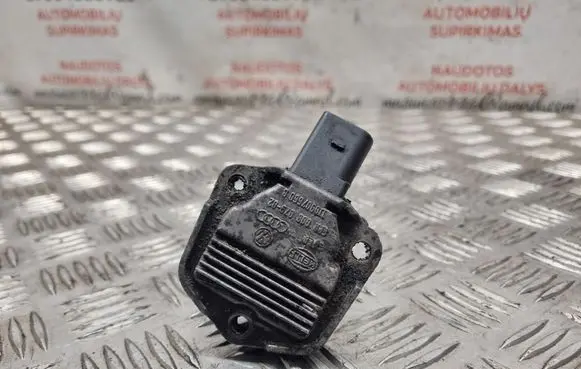 Volkswagen PASSAT B5.5 Oil level sensor 1J0907660B