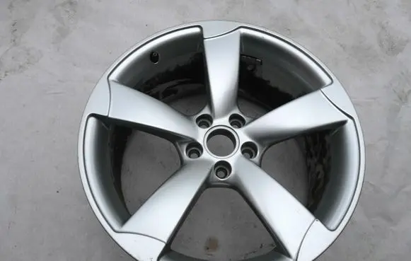 Audi TT Mk1 R19 alloy rim 8J0601025AP